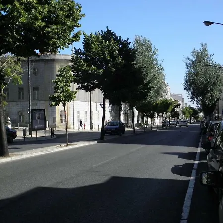 Sunny Terrace Apartment