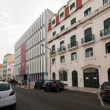 Private Terrace Retreat In Historic Διαμέρισμα Lisboa